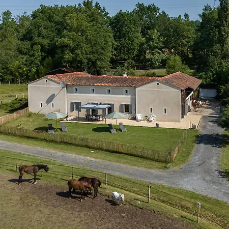 Domaine Du Pre De L'etang *