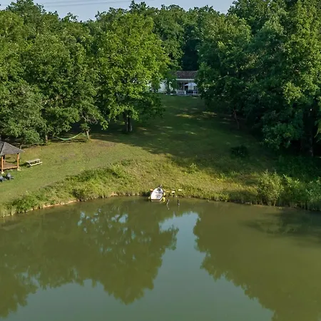 Domaine Du Pre De L'etang Prázdninový dům Montazeau